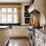 classic-kitchen-historic-home-artwork