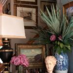 gallery-wall-vingnette-art-antiques-collections-design-styling-ideas