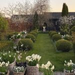 gina-gncgarden-instagram-denmark-garden-white-garden-flowers