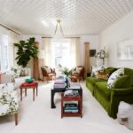 lattice-trellis-on-ceiling-lacquered-living-room-chintz