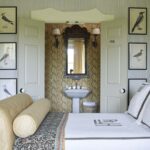 cathy-kincaid-interior-design-bedroom-monogrammed-linens