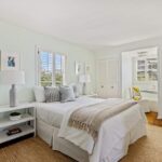 gwyneth-paltrow-california-childhood-home-for-sale-brentwood-bed