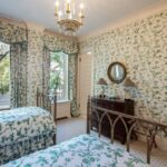 gwyneth-paltrow-childhood-home-for-sale green-toile-bedroom-preppy