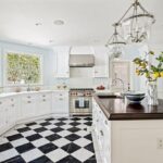 gwyneth-paltrow-home-for-sale-childhood-california-christopher-peacock-kitchen