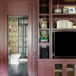 kipling-house-interiors-chicago-townhouse-study-plum-lacquered-cabinets-aubergine-tibet-tiger-wallpaper-powder-room