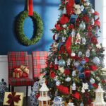 christmas-tree-delft-ornaments