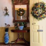 williamsberg-virginia-style-christmas-decor-wreath