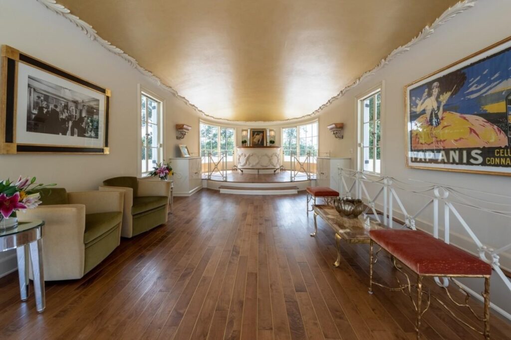 An Art Deco Masterpiece in Atlanta - The Glam Pad