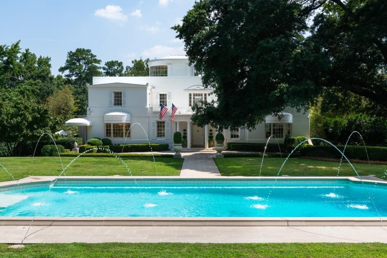 An Art Deco Masterpiece in Atlanta - The Glam Pad