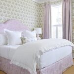 julia-engel-gal-meets-glam-blogger-southern-living-home-tour-bowood-chintz-colefax-fowler-cowtan-tout-wallpaper-fabric-bedroom-purple-lilac-lavender
