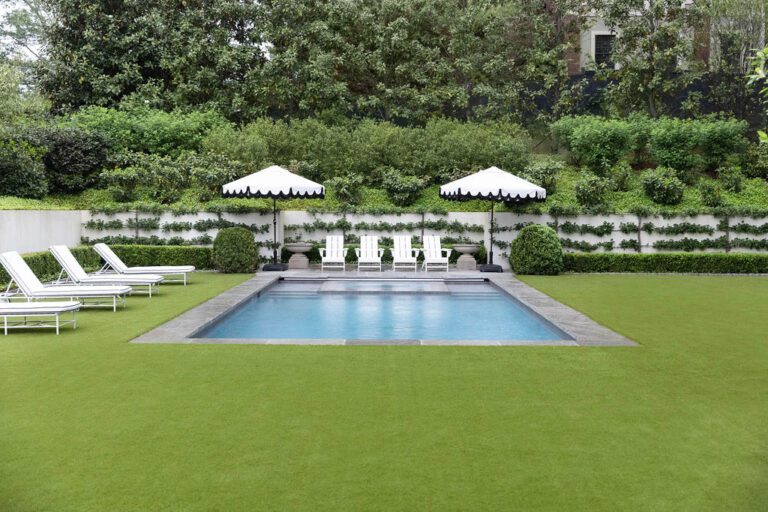 Splendor in a 1920s Atlanta Home Garden