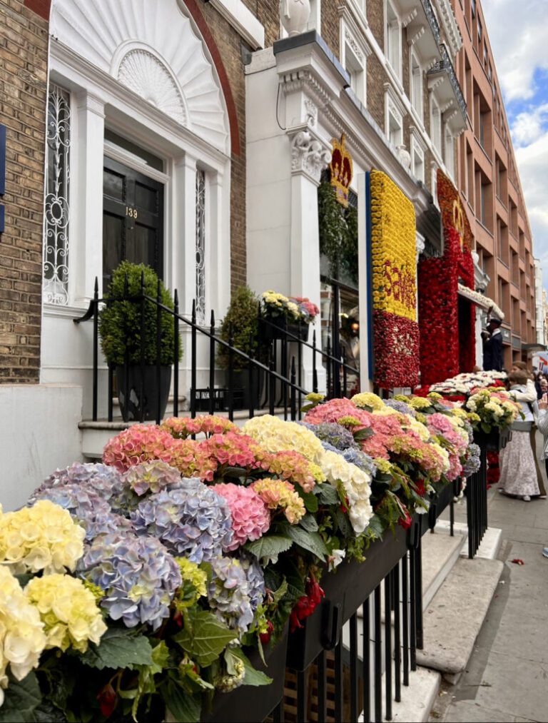Floral Madness, Queen Elizabeth, and A-Listers