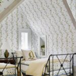 norman-askins-highlands-north-carolina-mountain-house-carole-weaks-interior-design-scalamandre-jour-de-juin-wallpaper