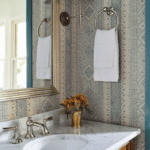 bathroom-meredith-ellis-interiors-the-glam-pad