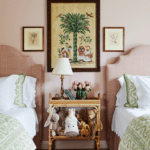 meredith-ellis-pink-bedroom-twin-beds