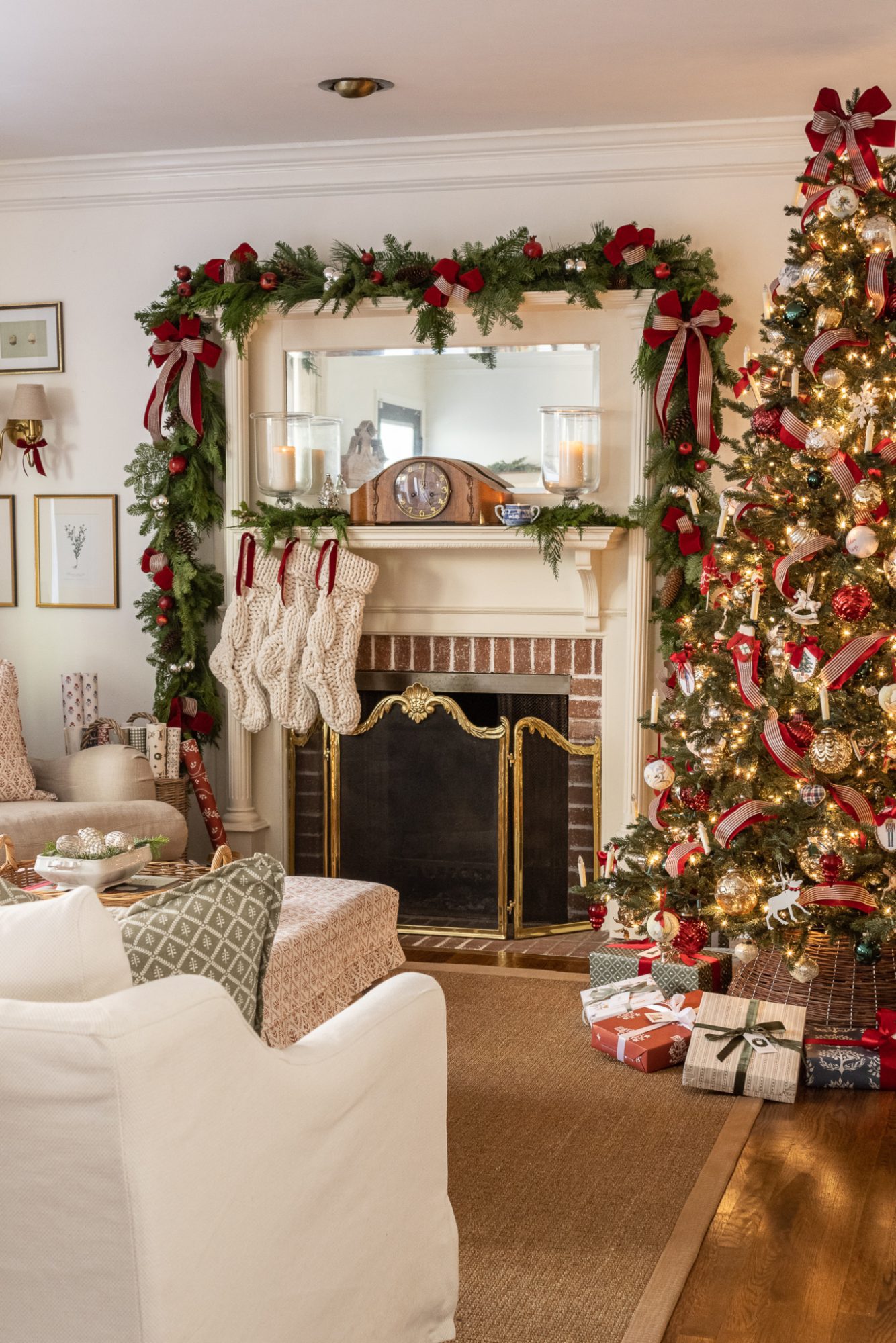 A Traditional, English-Inspired Christmas - The Glam Pad