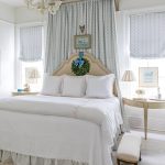 alexis-walter-art-new-orleans-la-home-tour-christmas-wreath-bedroom-canopy