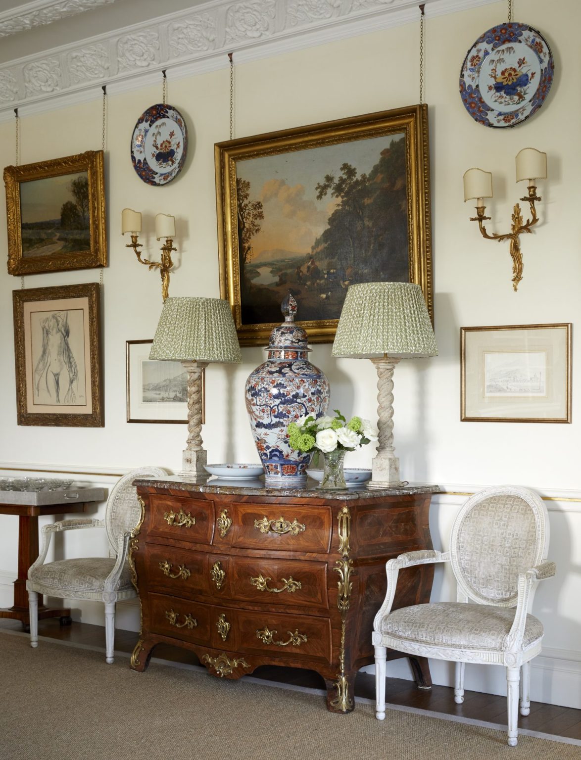 Modern English: Todhunter Earle Interiors - The Glam Pad