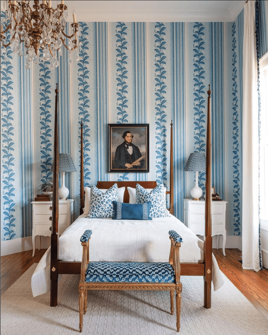 climbing-hydrangea-drape-schumacher-wallpaper-riverbend - The Glam Pad