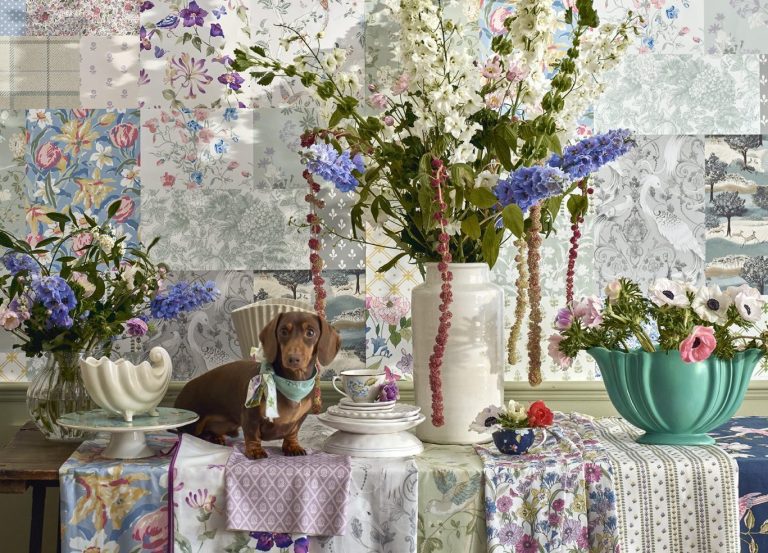 A Dorothy Draper Palm Springs Home, Laura Ashley Turns 70, and Jennifer Hunter for S.A. Baxter