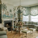 de-Gournay-hand-painted-wallpaper-Hannah-Cecil-Gurney-the-glam-pad