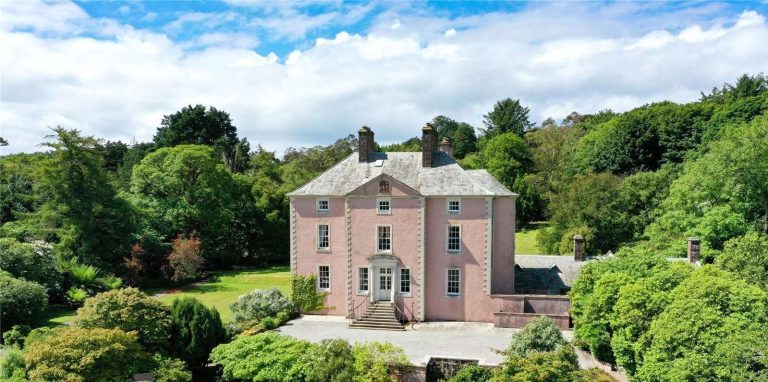 A Scottish Estate for Sale Includes an Aristocratic Title