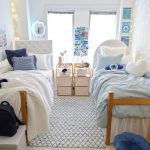 the-glam-pad-dorm-decor-1