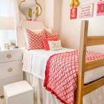 the-glam-pad-dorm-decor-16