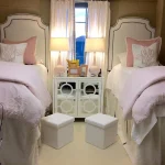 the-glam-pad-dorm-decor-7