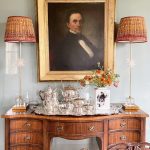 gray-walker-interior-design-north-carolina-the-glam-pad-antique-portrait-dining-room-classic-traditional-southern