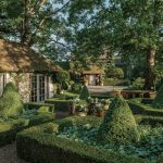 an-entertaining-life-town-country-Paolo-Moschino- Philip-Vergeylen-the-glam-pad-11