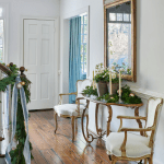 sara-hillery-blue-and-white-christmas-grandmillennial-the-glam-pad-18