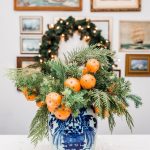 Laura-Solensky- Design-Christmas-holiday-home-tour-The-Glam-Pad-oranges-cloves-greenery-arrangement