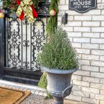 pender-and-peony-holiday-home-tour-front-door-3