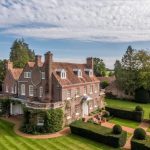 the-glam-pad-turville-grange-for-sale-4