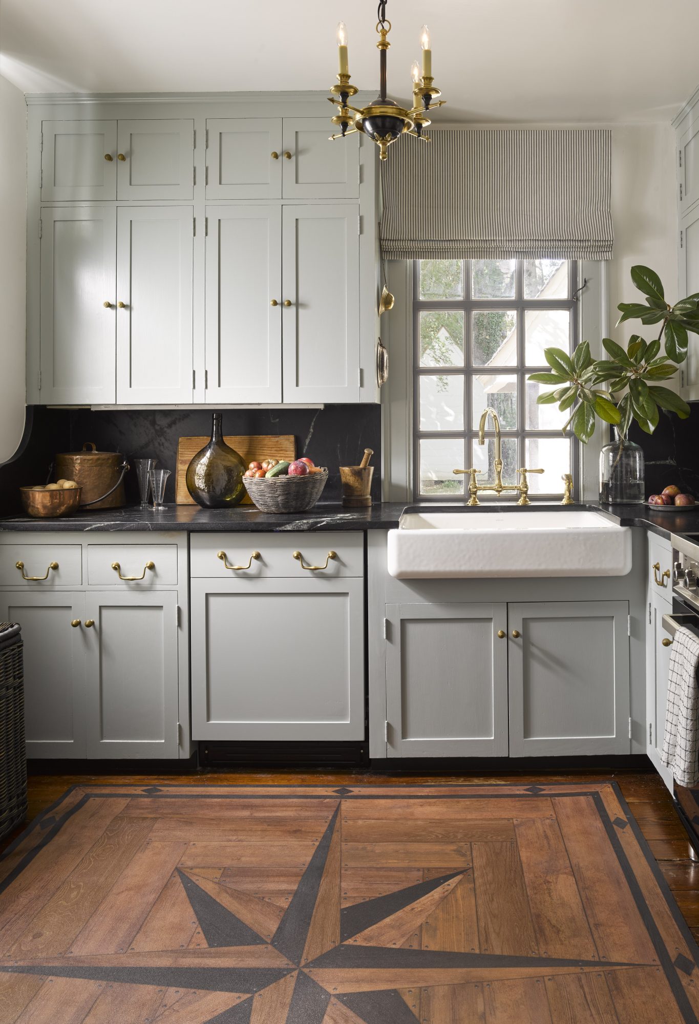 Heather-Chadduck- Hillegas-Colonial-Williamsburg-Designer-in-Residence ...