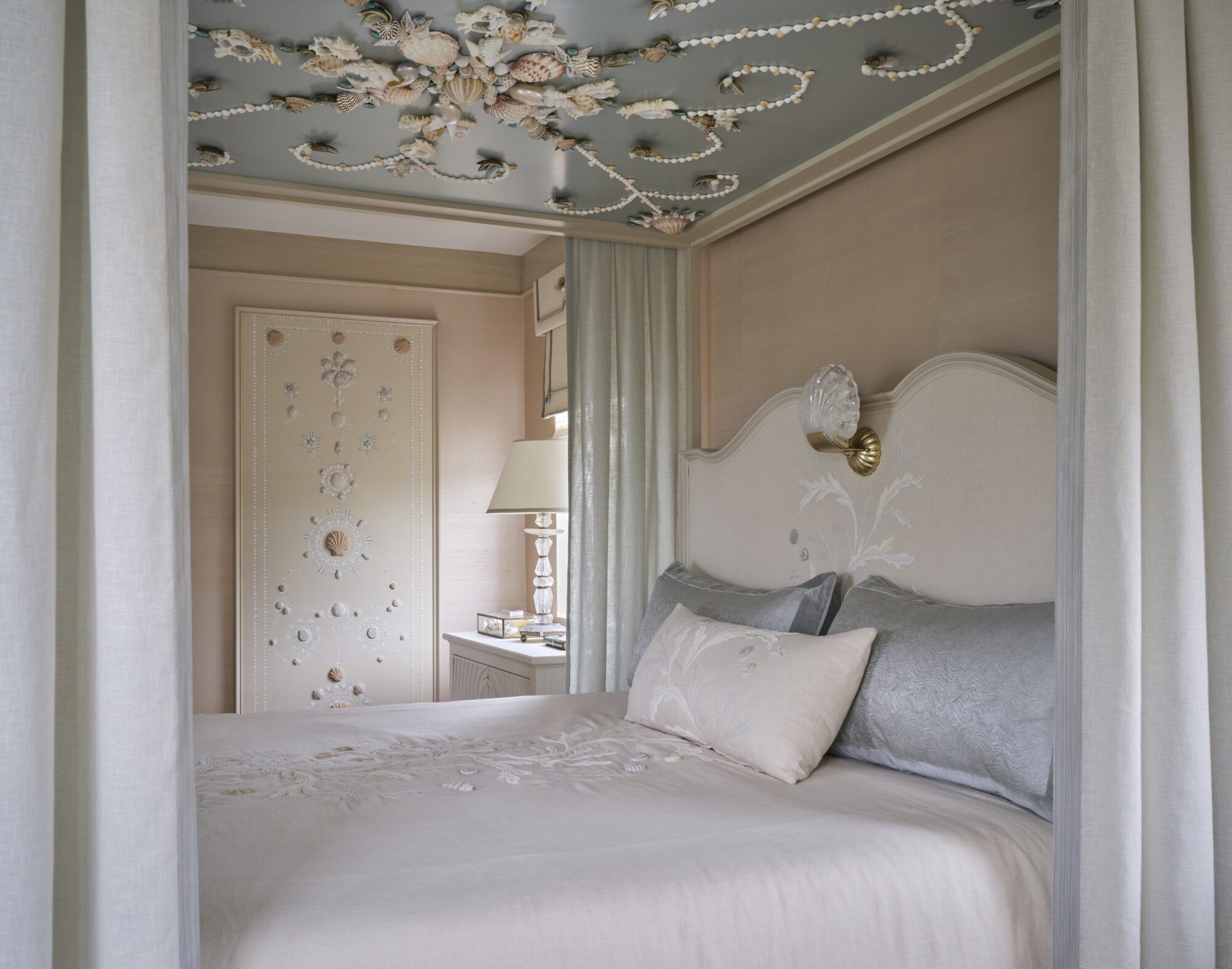 Peek Inside the 2024 Kips Bay Decorator Show House Palm Beach - The ...