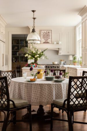 Before & After: Lauren Lowe Transforms a '90s Mishmash House - The Glam Pad