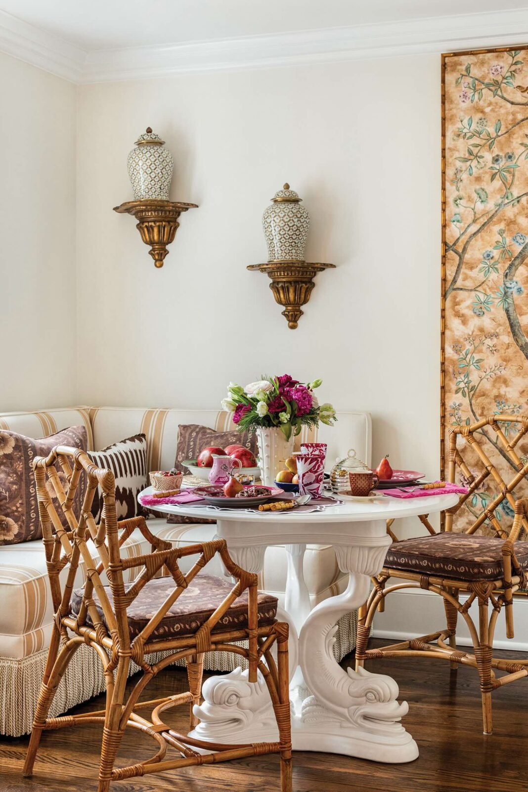 Home for the Holidays with Shelley Johnstone - The Glam Pad