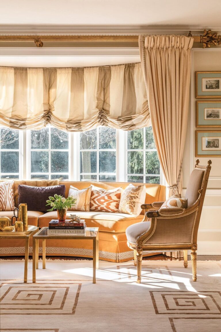 Home for the Holidays with Shelley Johnstone - The Glam Pad