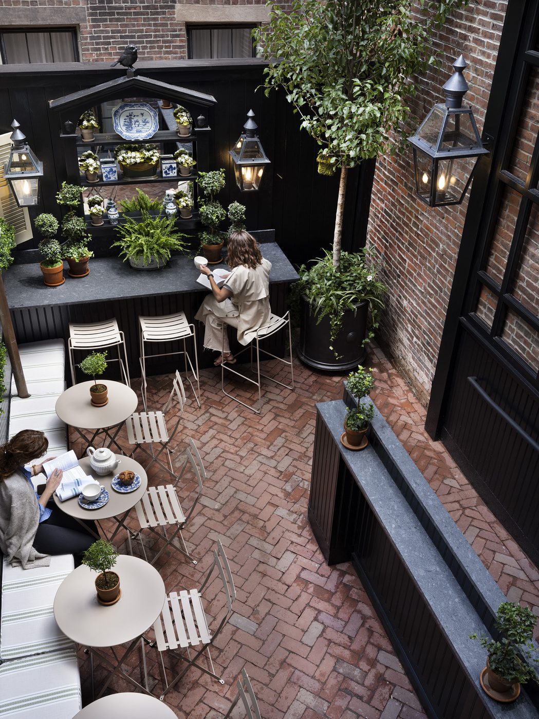 TheGlamPadTheGlamPadBeaconHillBooks_Cafe-Cafe-1-1 - The Glam Pad