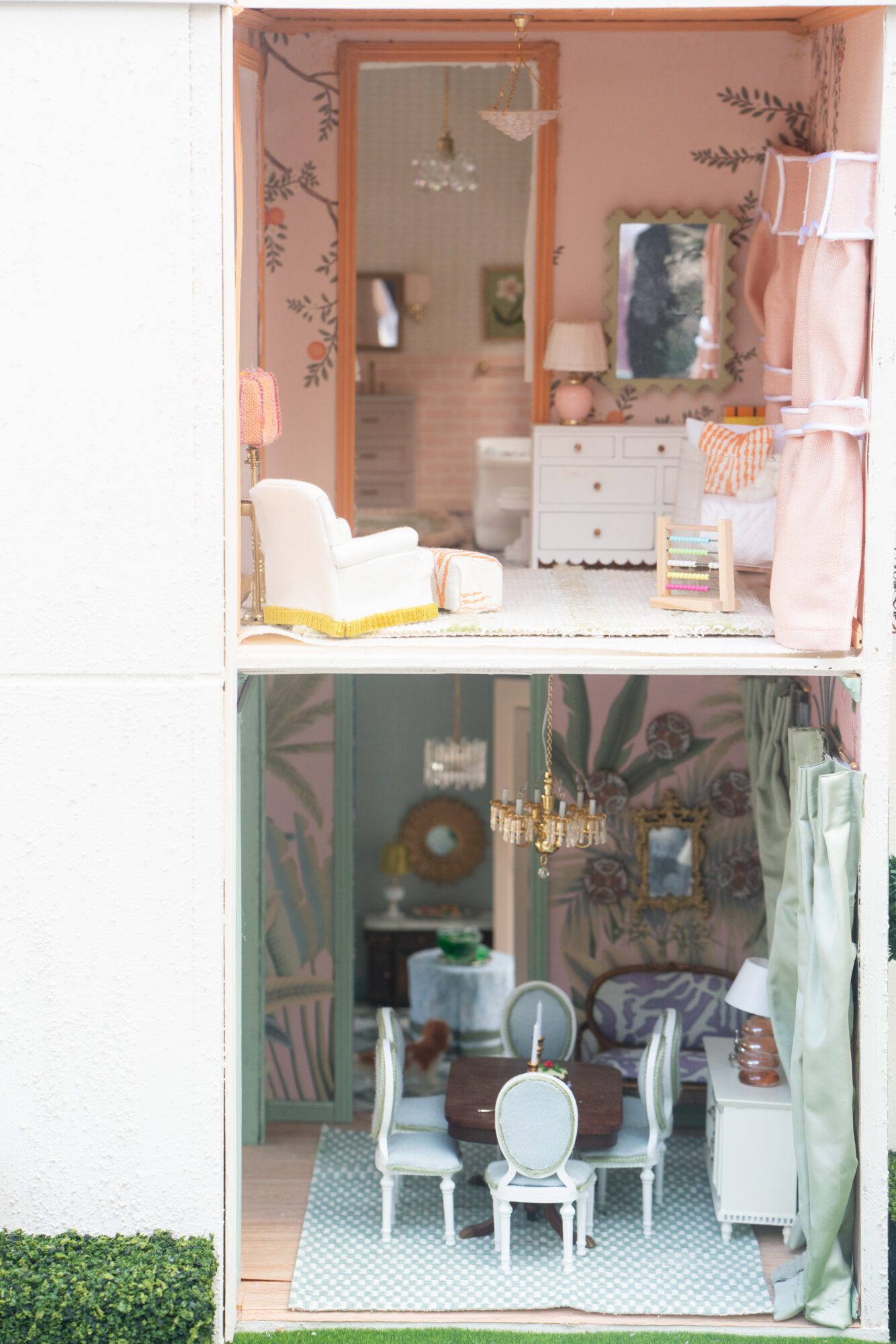 The Return of the Dollhouse - The Glam Pad