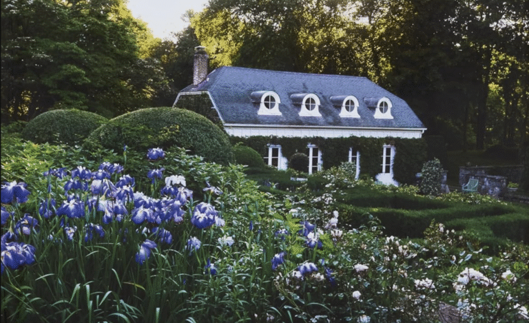 Chairish X LiveAuctioneers, the Downeast Antiques & Art Show, and Lilly Pulitzer’s Vintage Vault Collection