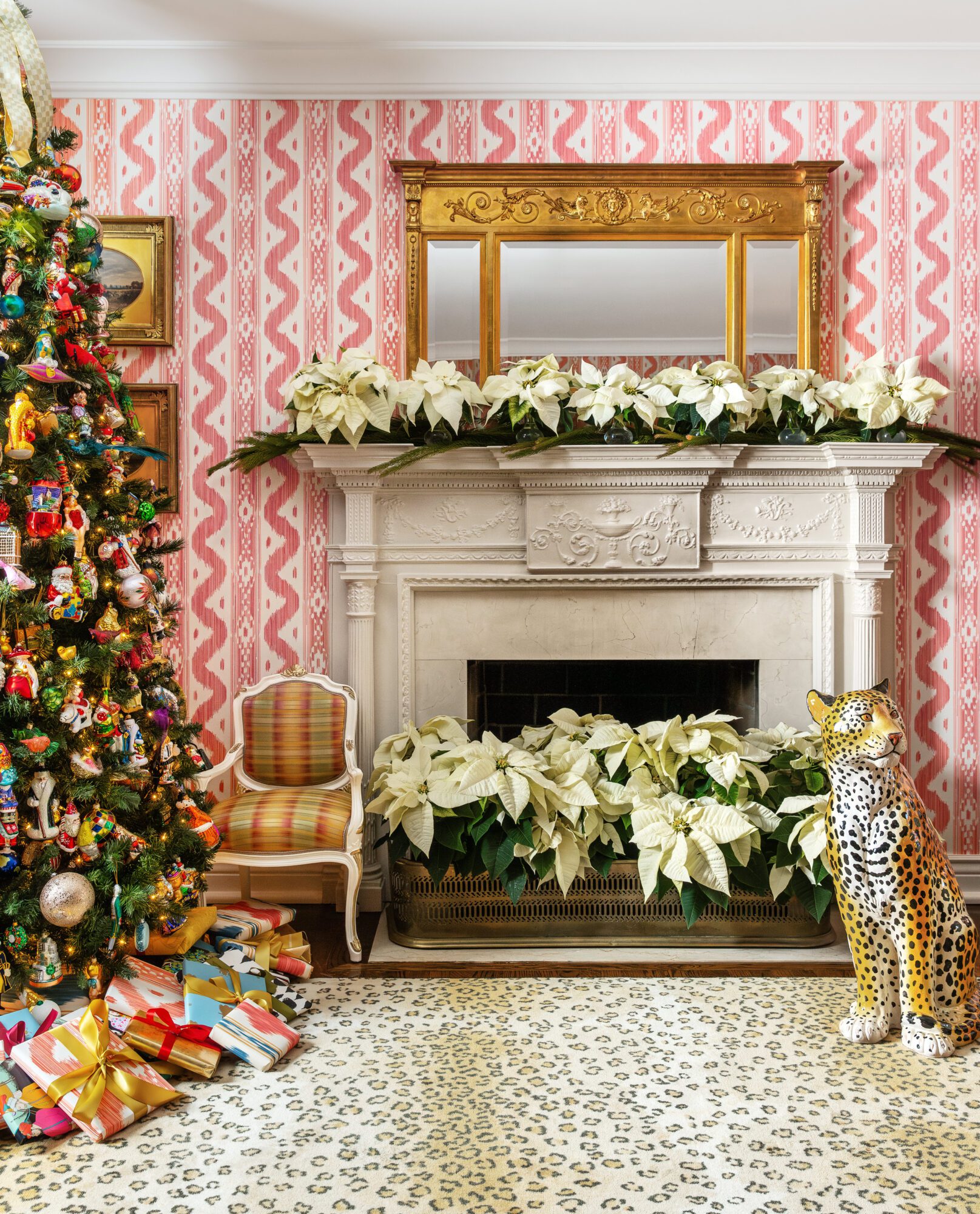 hollis-loudon-interior-design-christmas-holiday-home-tour-the-glam-pad ...