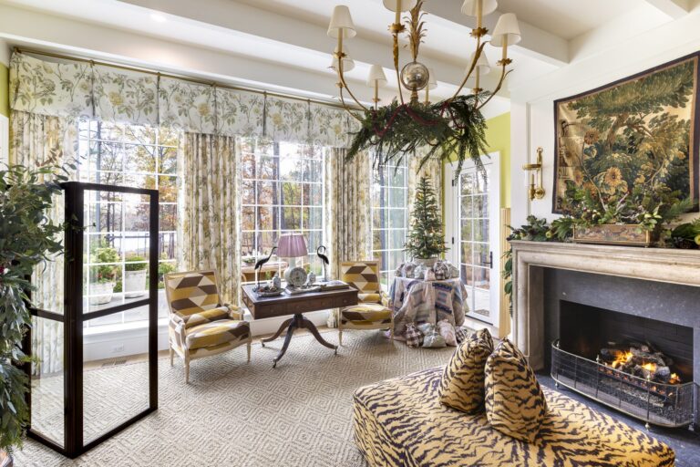 Charlotte Moss Dresses the Southern Living Idea House for Christmas