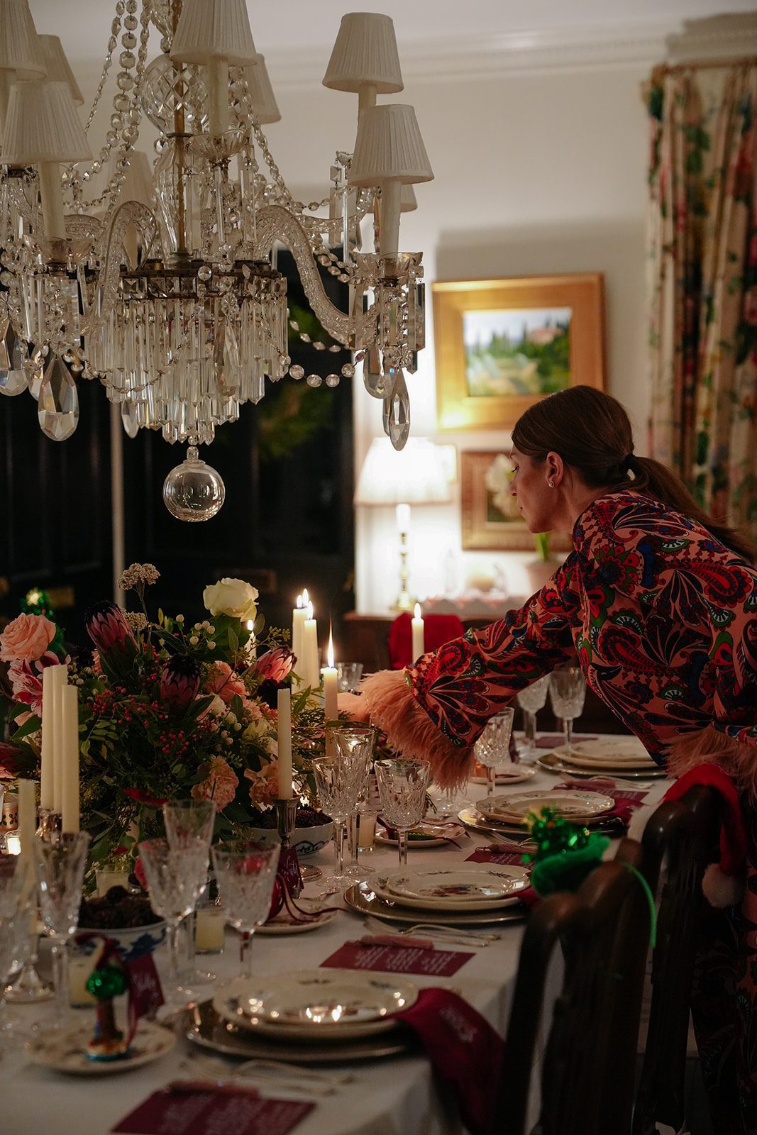 Ashley-Hanley-interior-design-tips-for-christmas-holiday-party-the-glam ...