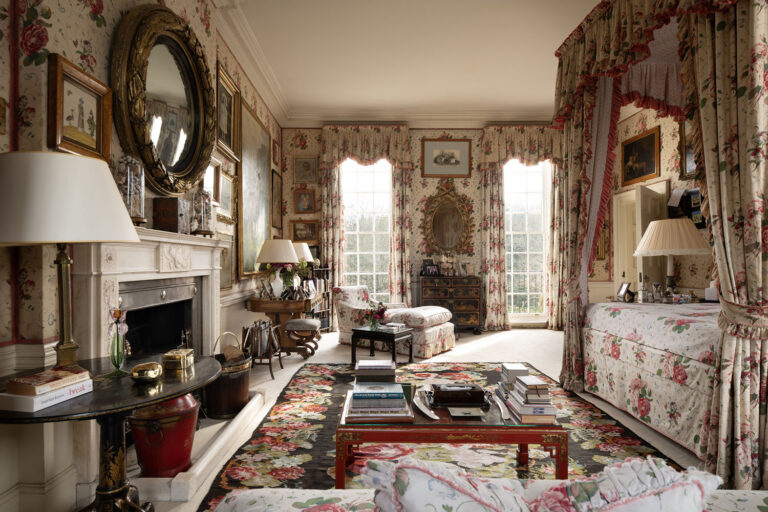 Lady Annabelle’s Colefax & Fowler Designed Ormeley Lodge For Sale